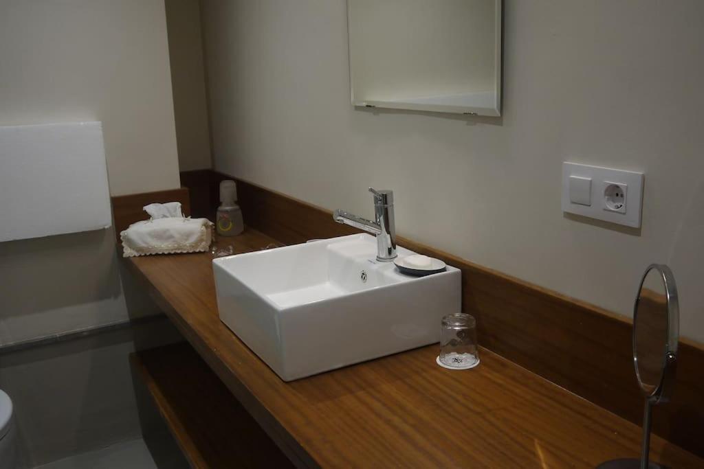 Apartamento Puerta de San Juan Sevilla Exterior foto